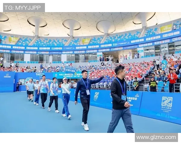 南京网球队全运会精彩配合展现团队精神与竞技水平的完美结合