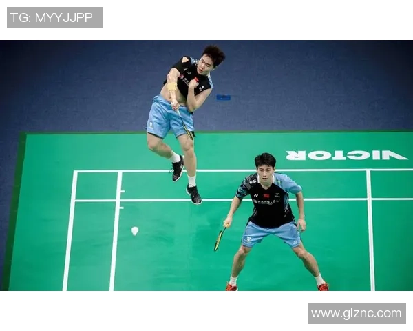 广州羽毛球队实力引发热议球迷对其表现与未来发展各抒己见